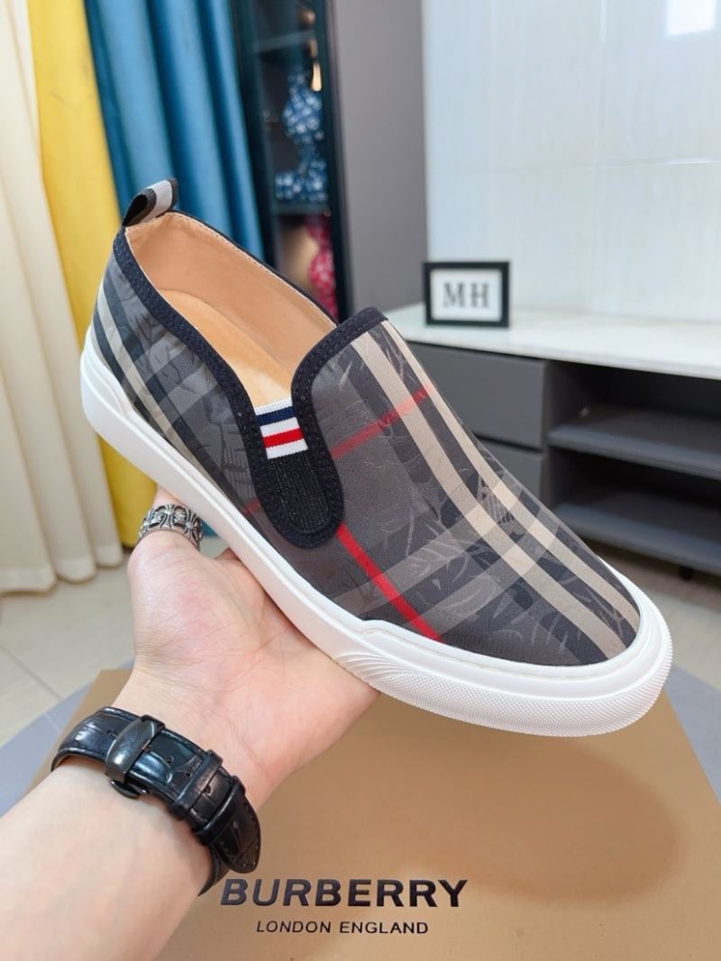 Burberry Low Shoes